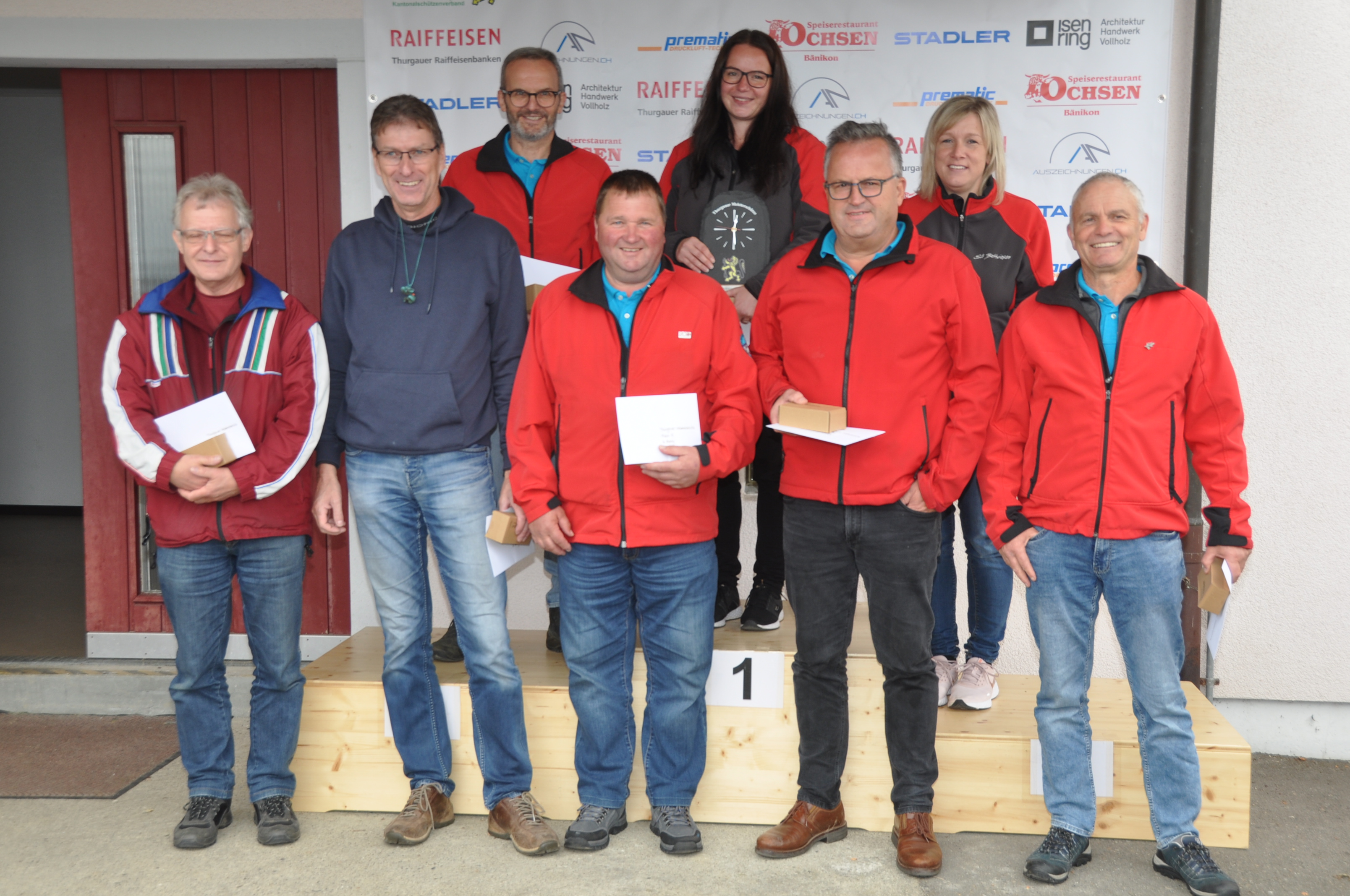 E ALLE HINTEN TH MEIENBERGER J HOLLENSTEIN D MANCARELLA R MÄSTINGER E HAGEN R SCHNEIDER E GREMINGER G STADELMANN